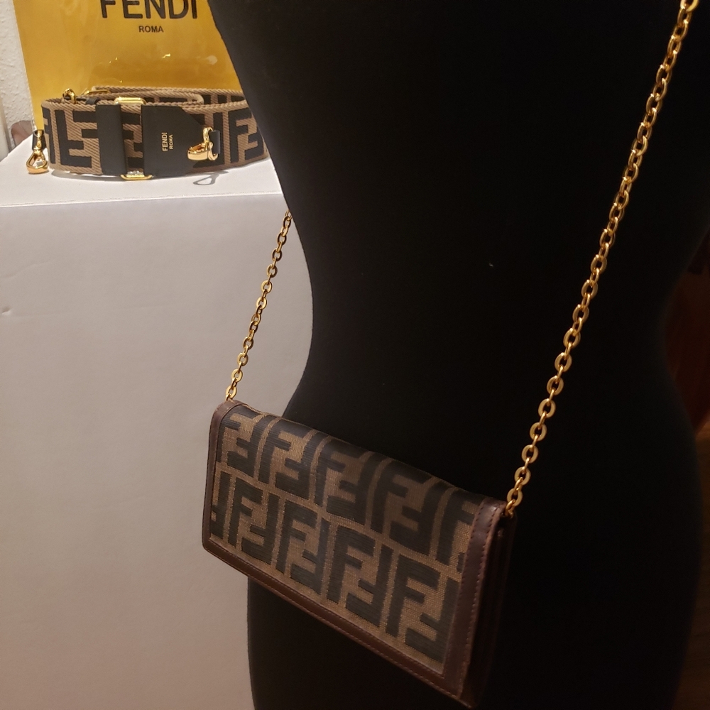 💖100% Authentic Vintage FENDI Zucca FF Logo Canvas & Leather Continental Wallet - Picture 3 of 16